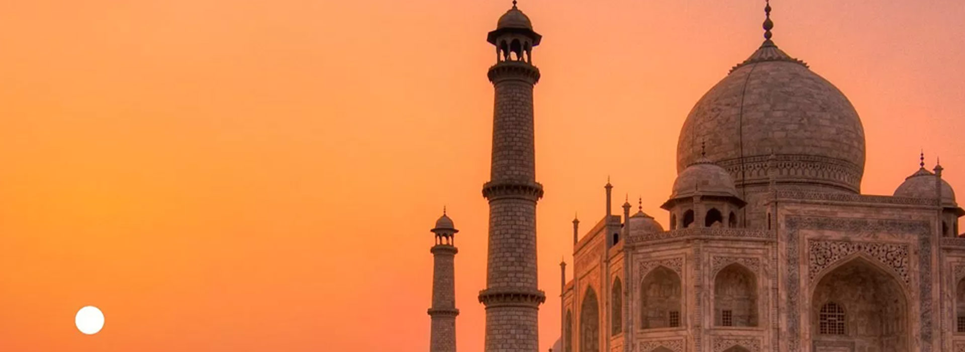 From Delhi: Taj Mahal Sunrise and Old Delhi Tour By Car